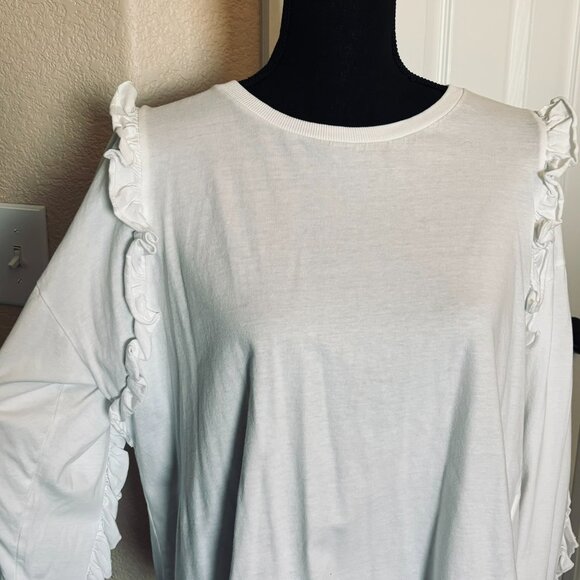 ZARA- long sleeve white shirt with ruffle detailing - Picture 4 of 4